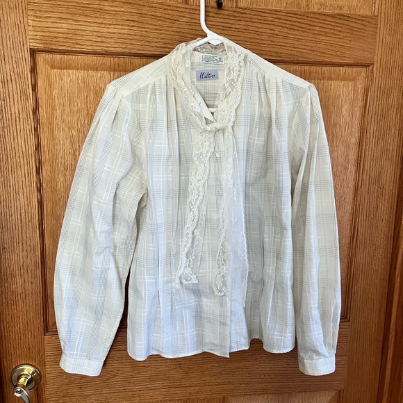 Button Walters vintage Walters | Tops | Vintage Walters Grannycore Lace Collar Ties ...